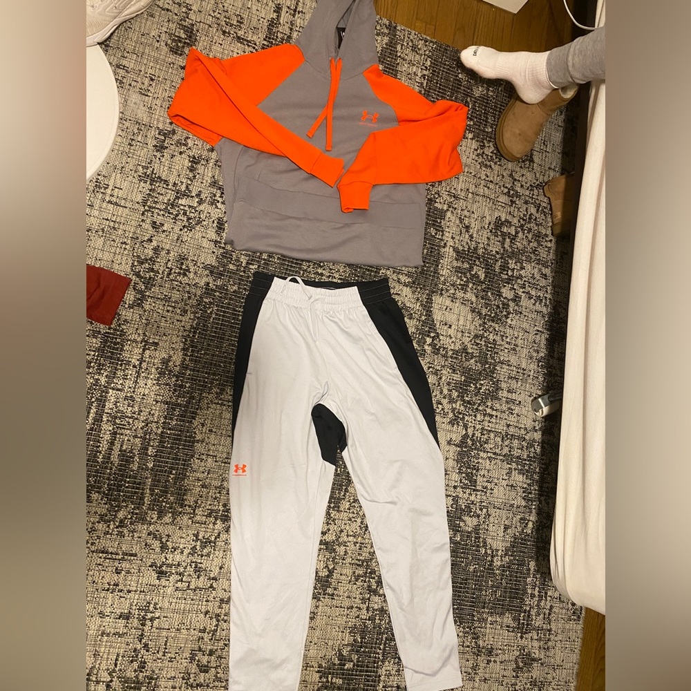 UNDER ARMOUR SET
